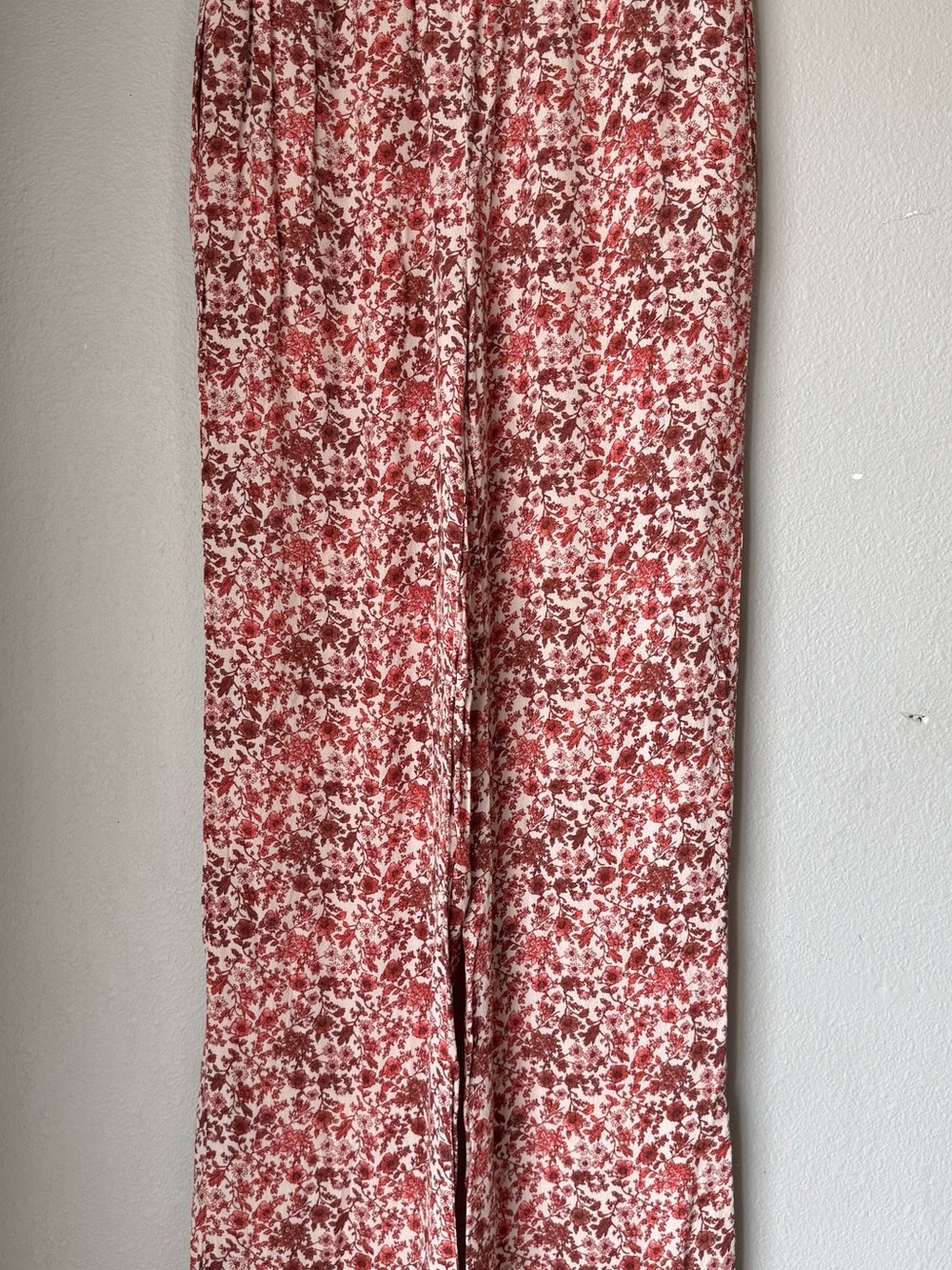 Forever 21 Women's Red Floral Wide-Leg Pants Size Small Elastic Stretch Waist